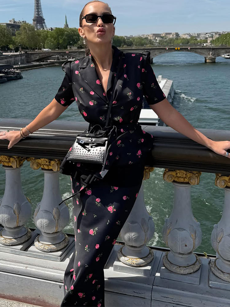 Conjunto Feminino Elegante de  - Romper Floral Print avaliação e preço